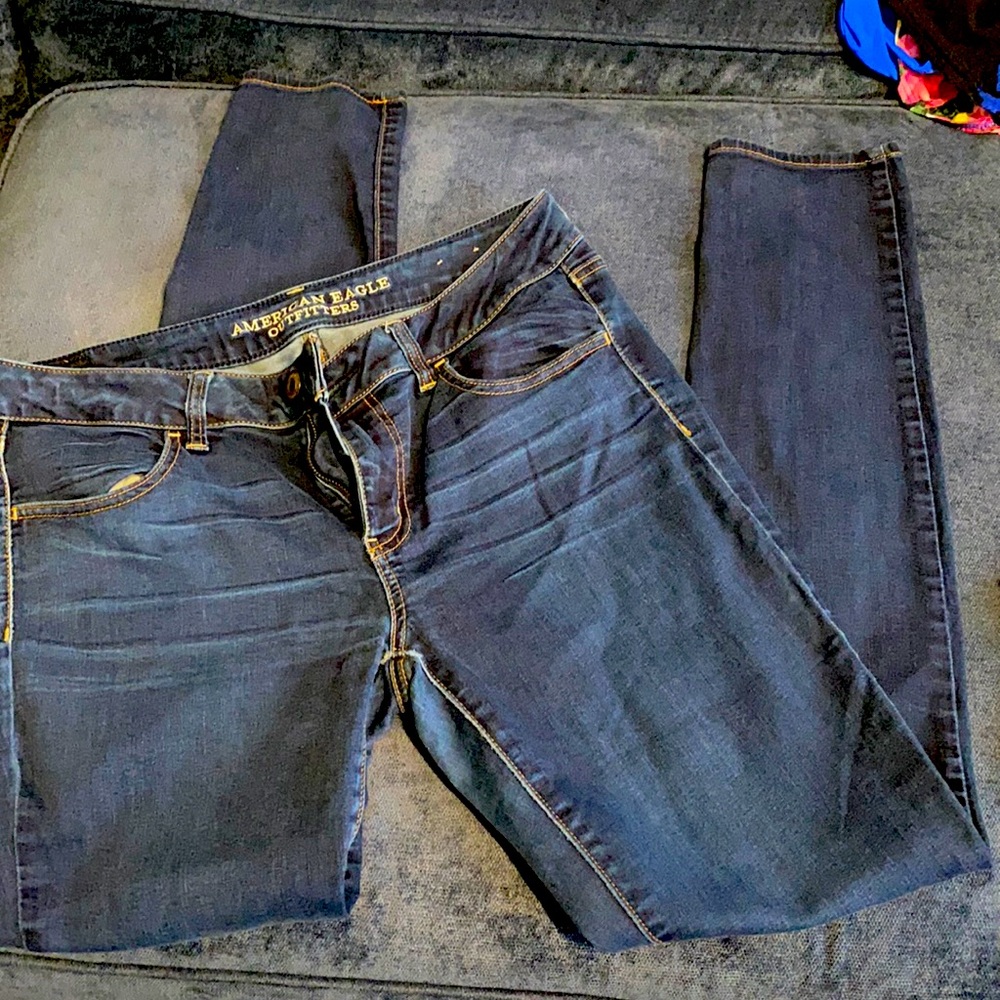 See Video:Blue Skinny Jeans